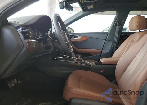 2021 Audi A4 Premium 40 z USA, uszkodzony, nr VIN WAUABAF42MN008640